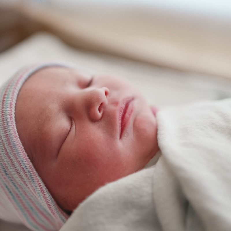 What is Dream Feeding? A Guide for New Parents